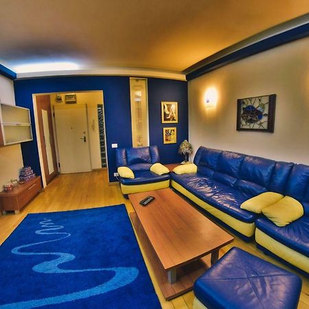 Nicole'S Apartment 부쿠레슈티 외부 사진