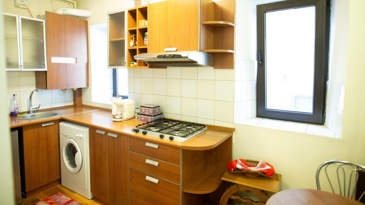 Nicole'S Apartment 부쿠레슈티 외부 사진